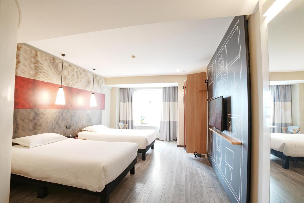 Hotel Ibis Chengdu West Jingcui Road Zewnętrze zdjęcie